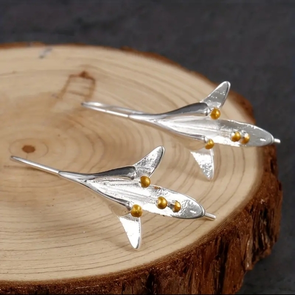 925 Silver Plated Creative Lily Shape Ear Hook Earrings Women's Ear Jewelry Gift - Picture 3 of 6